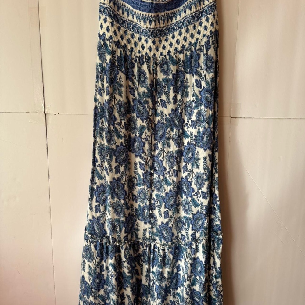Blue and White strapless dress